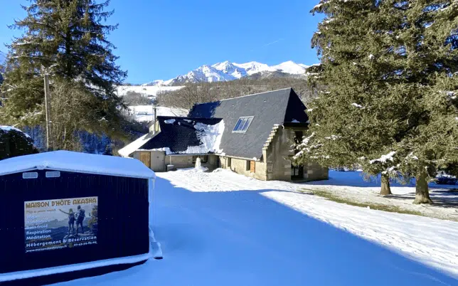 Accueil - Maison Akasha Yoga Stage Yoga Randonnée et Dépassement de Soi | Hautes-Pyrénées