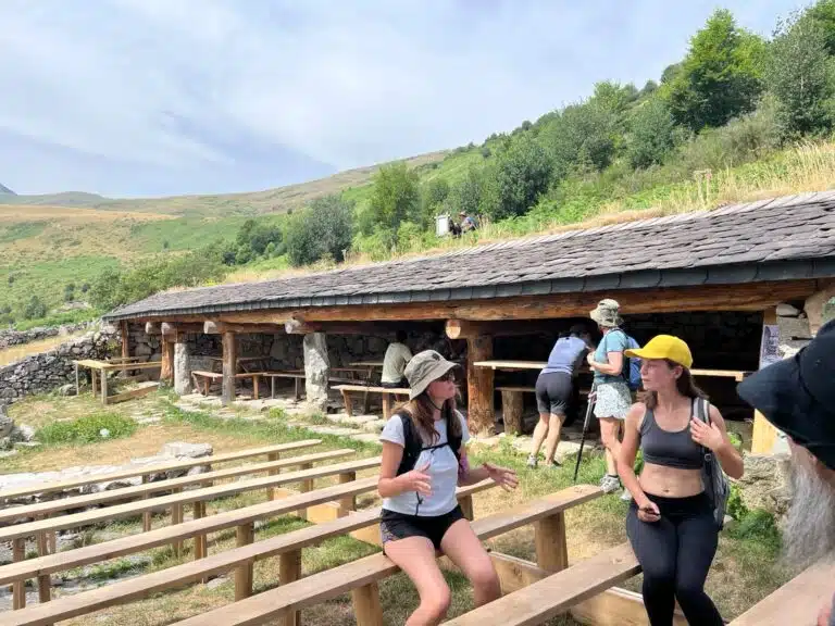 Livre d'Or - Maison Akasha Yoga Souvenir de stage yoga et randonnée chez Maison Akasha, Hautes-Pyrénées, du 10 au 13 juillet 2026, photo 37